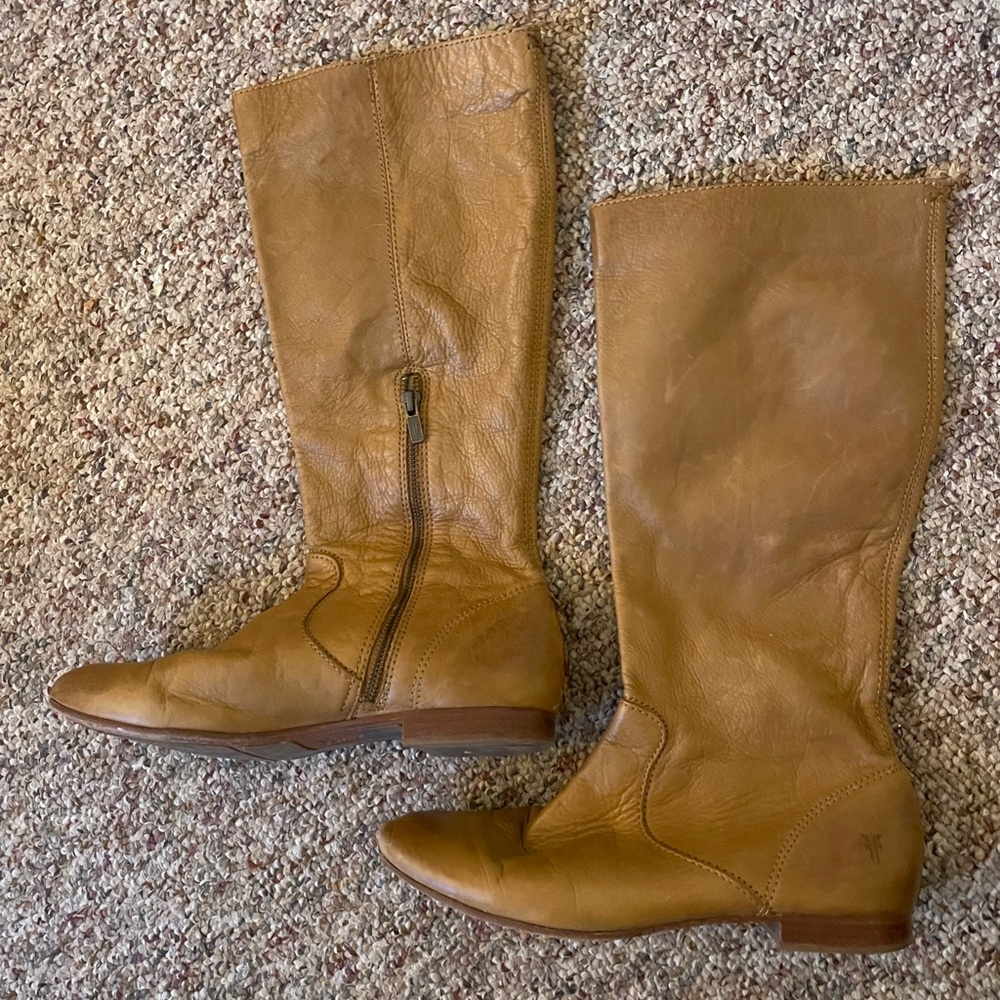 Frye women’s tall leather boot size 9.5